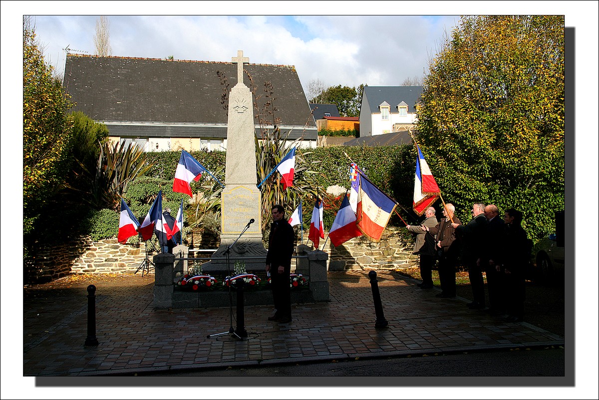Commémoration Armistice 11 novembre - Lopérec - 8 Novembre 2009