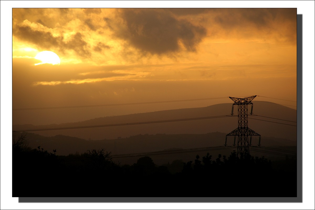 Coucher de soleil sur la campagne -Lopérec - 06 Novembre 2009