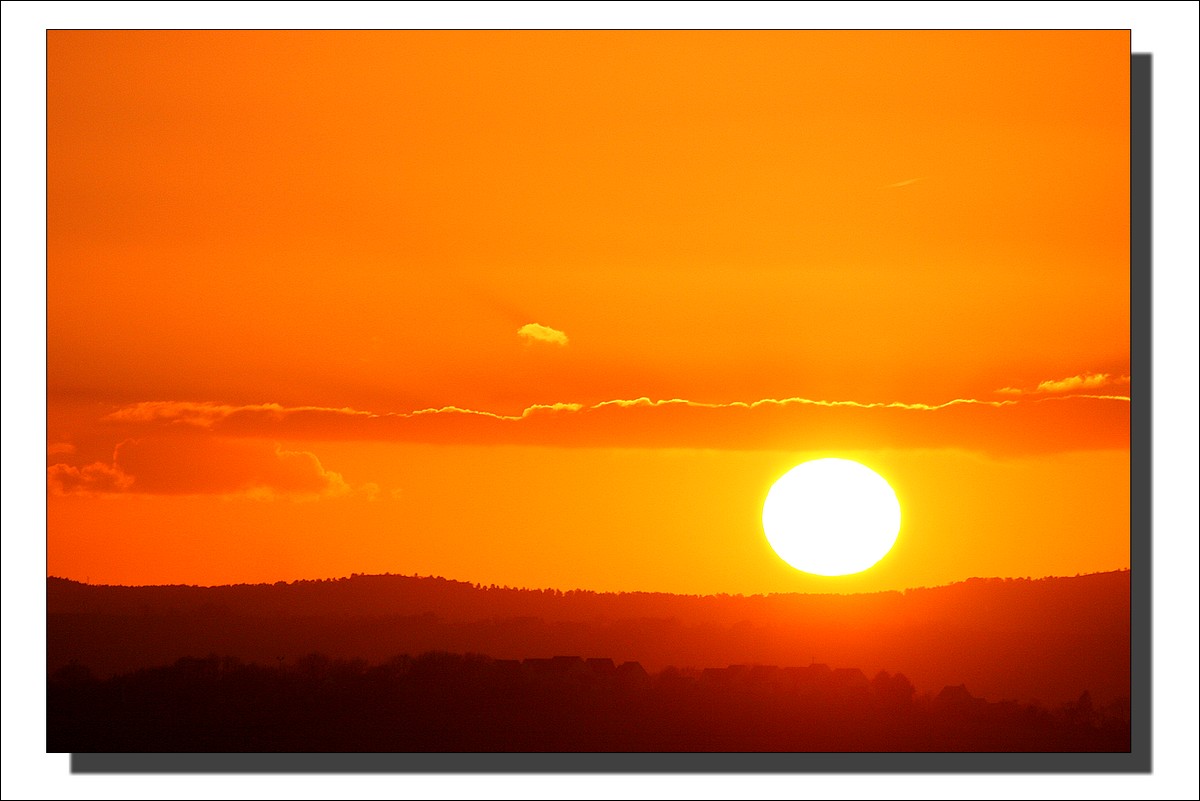 Orange... Coucher de Soleil sur Lopérec