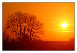 Lever du Soleil sur Lopérec