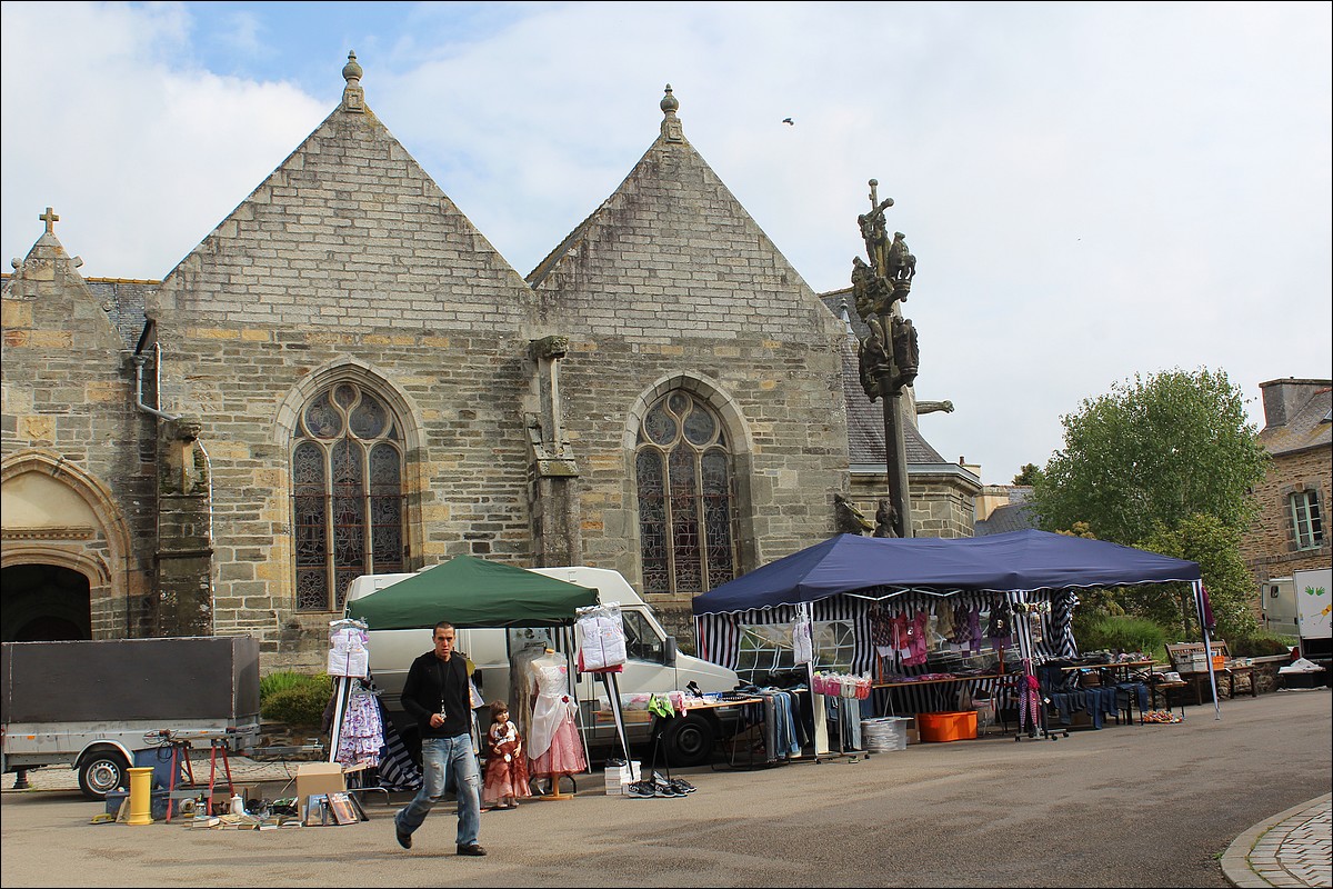 20 Mai 2012 - Lopérec -Marché de Pays et Vide-Greniers 2012