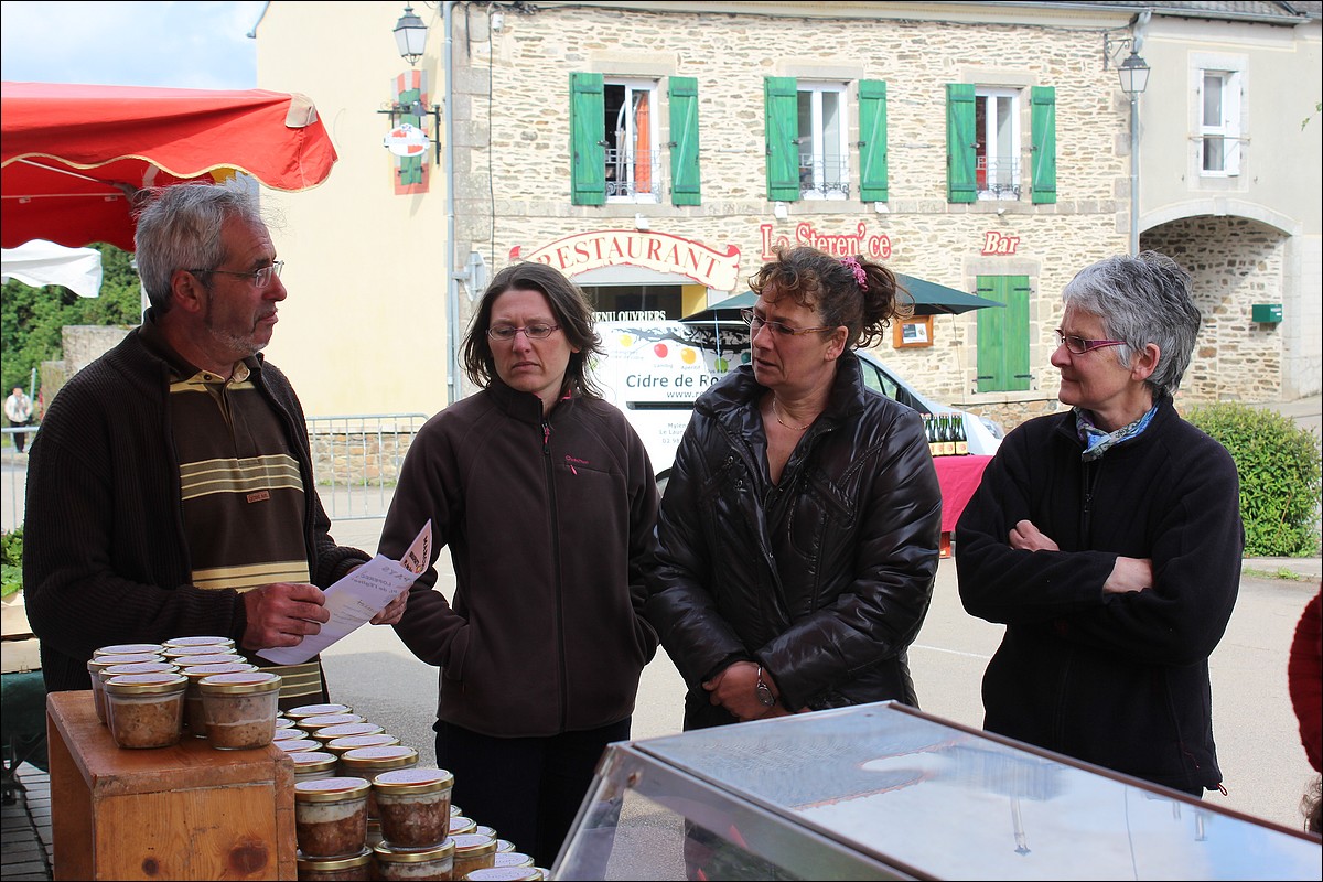 20 Mai 2012 - Lopérec -Marché de Pays et Vide-Greniers 2012