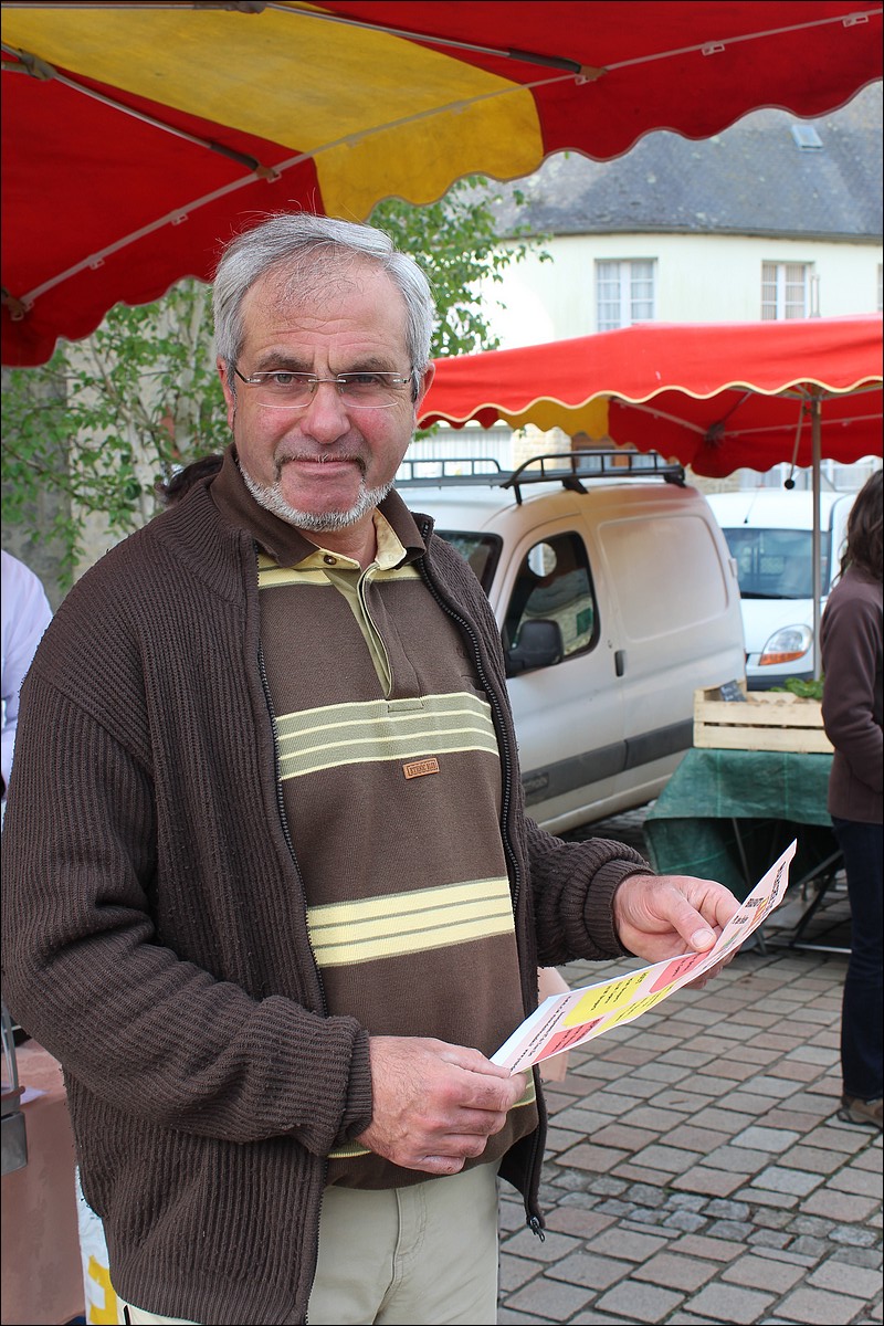20 Mai 2012 - Lopérec -Marché de Pays et Vide-Greniers 2012