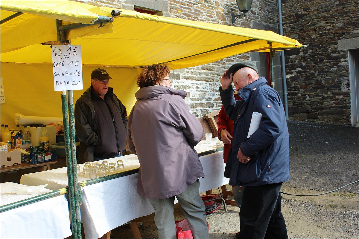 20 Mai 2012 - Lopérec -Marché de Pays et Vide-Greniers 2012