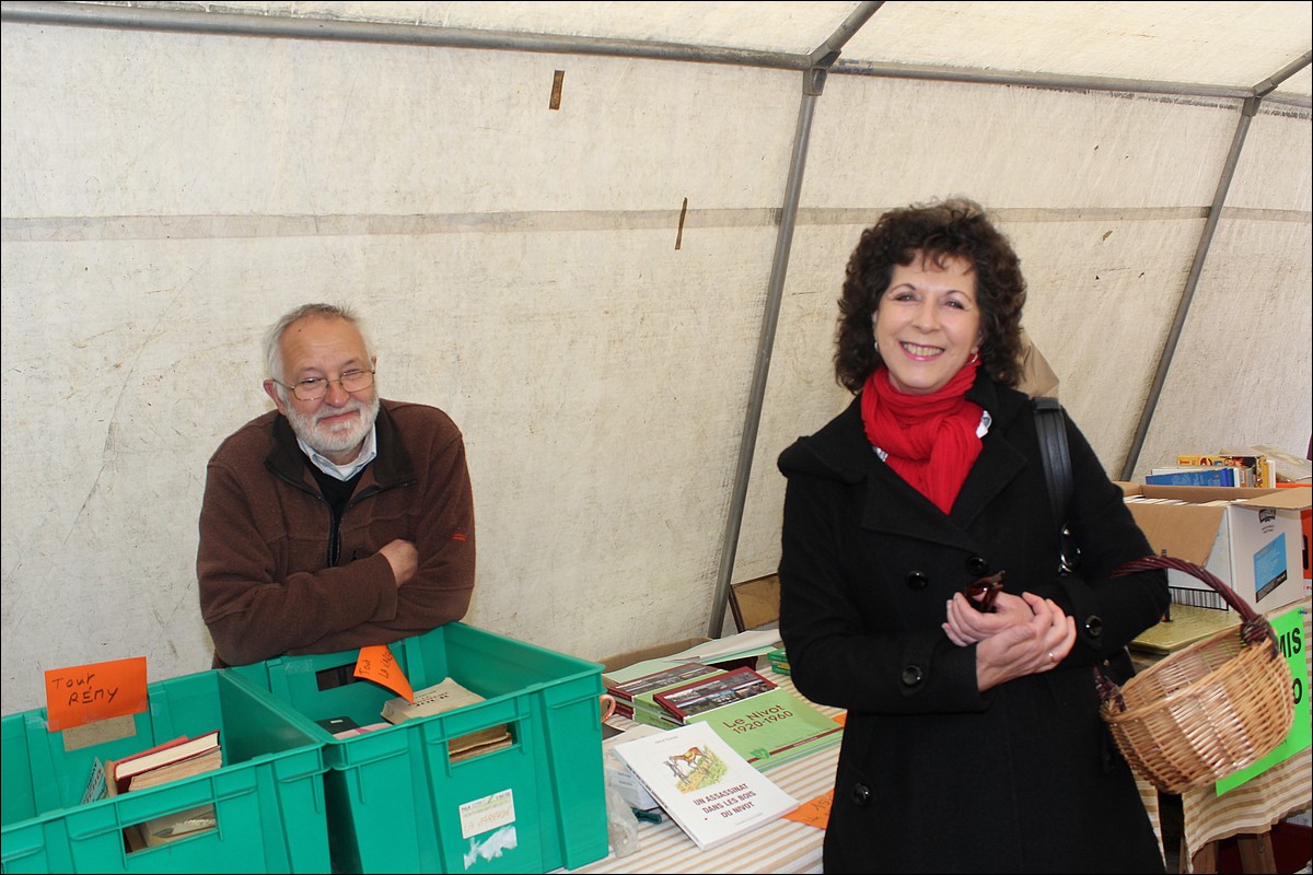 20 Mai 2012 - Lopérec -Marché de Pays et Vide-Greniers 2012