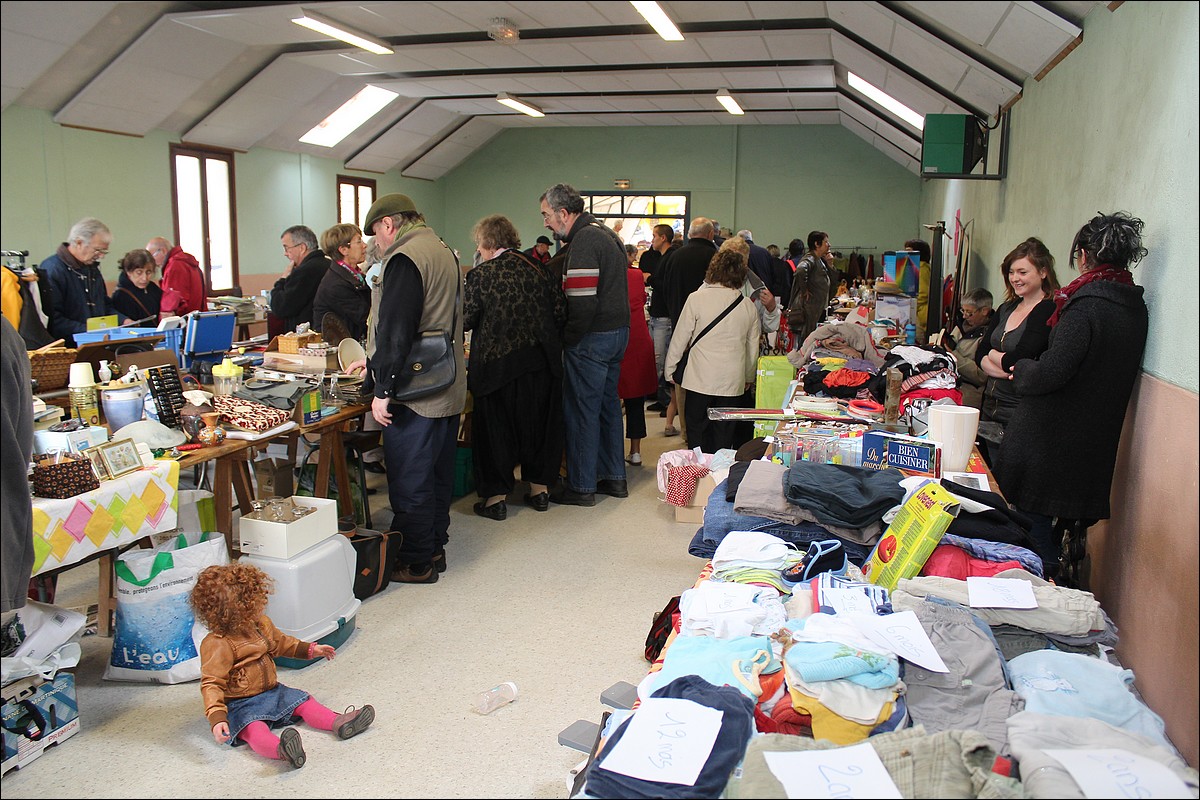 20 Mai 2012 - Lopérec -Marché de Pays et Vide-Greniers 2012
