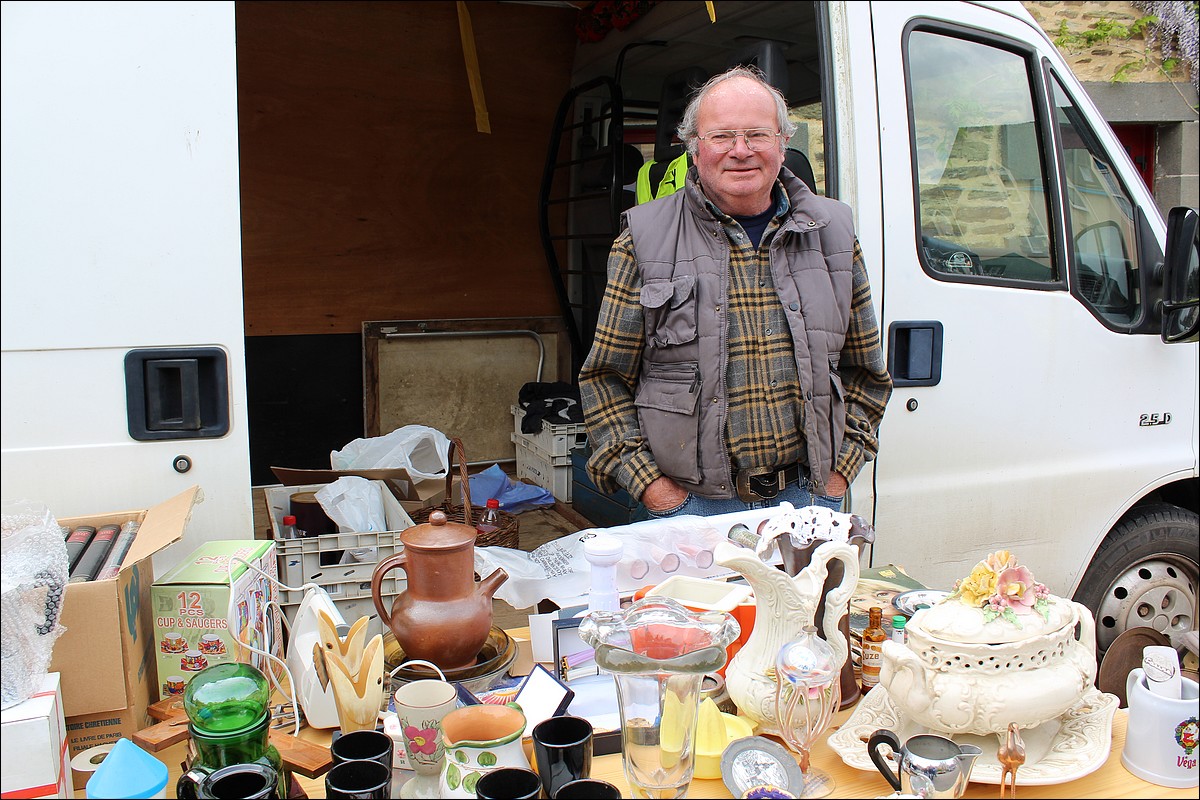 20 Mai 2012 - Lopérec -Marché de Pays et Vide-Greniers 2012