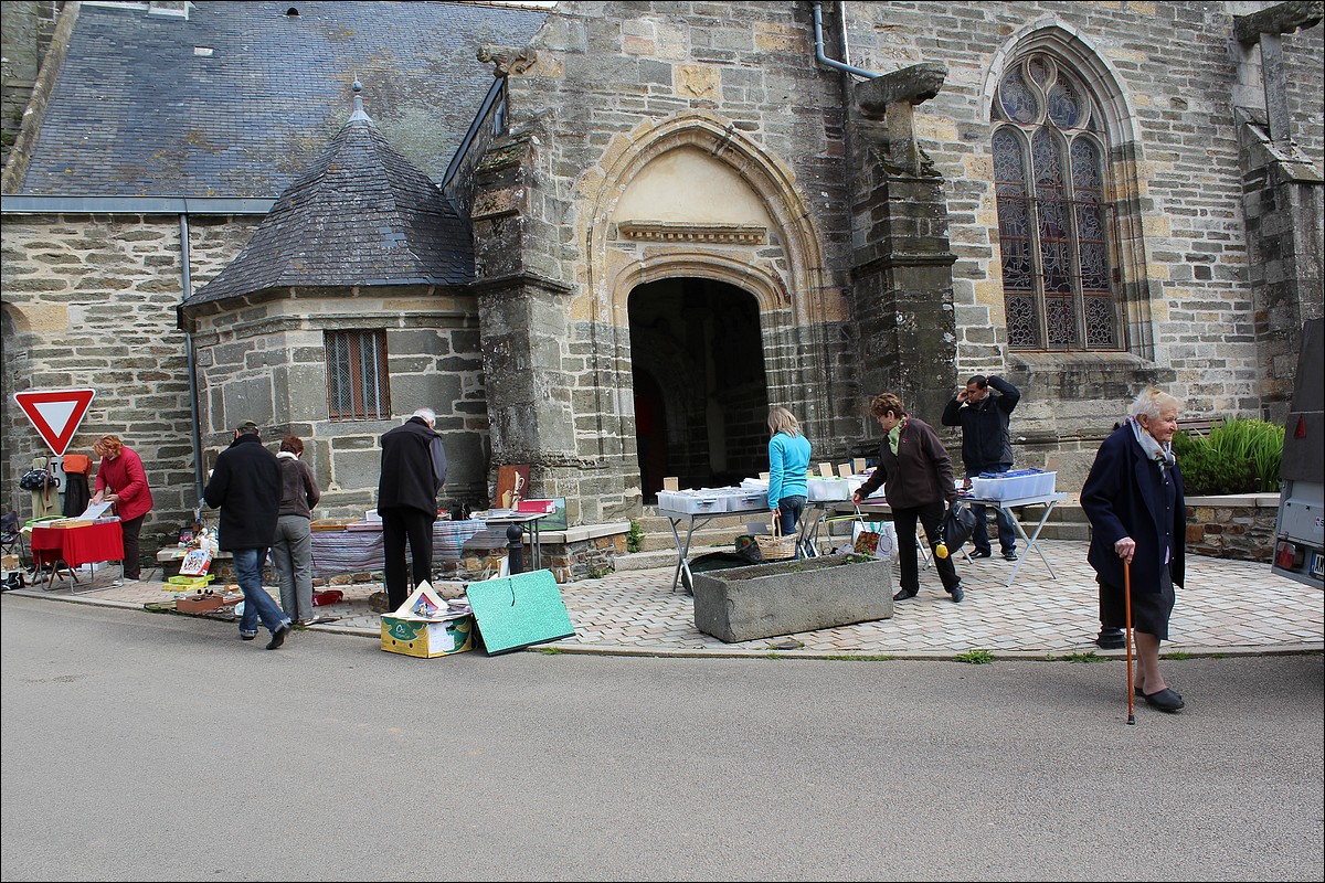 20 Mai 2012 - Lopérec -Marché de Pays et Vide-Greniers 2012