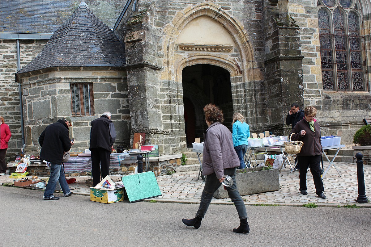 20 Mai 2012 - Lopérec -Marché de Pays et Vide-Greniers 2012