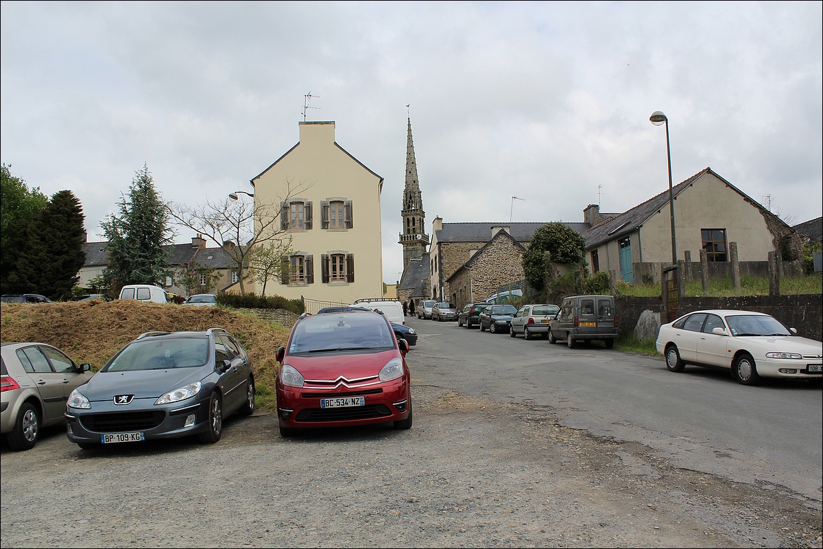 20 Mai 2012 - Lopérec -Marché de Pays et Vide-Greniers 2012