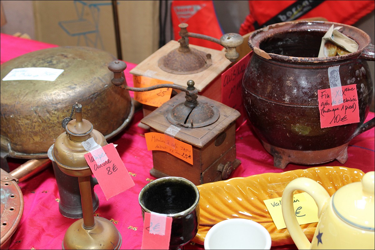 20 Mai 2012 - Lopérec -Marché de Pays et Vide-Greniers 2012