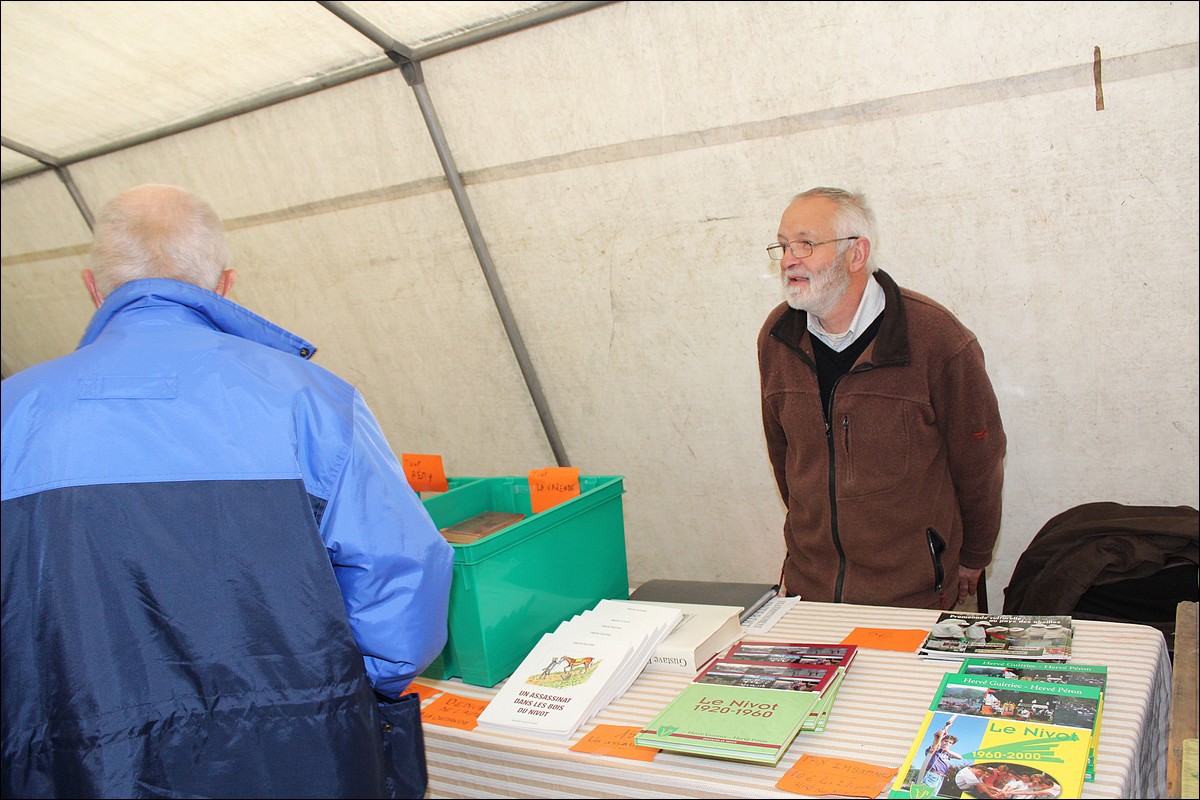 20 Mai 2012 - Lopérec -Marché de Pays et Vide-Greniers 2012