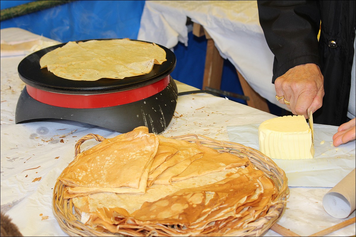 20 Mai 2012 - Lopérec -Marché de Pays et Vide-Greniers 2012