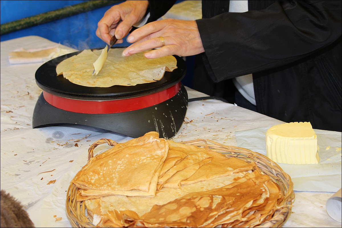 20 Mai 2012 - Lopérec -Marché de Pays et Vide-Greniers 2012