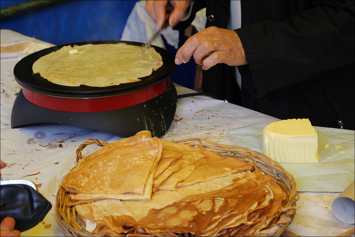20 Mai 2012 - Lopérec -Marché de Pays et Vide-Greniers 2012