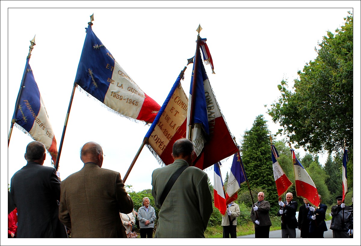 Lopérec - Cérémonie au Monument de la Résistance