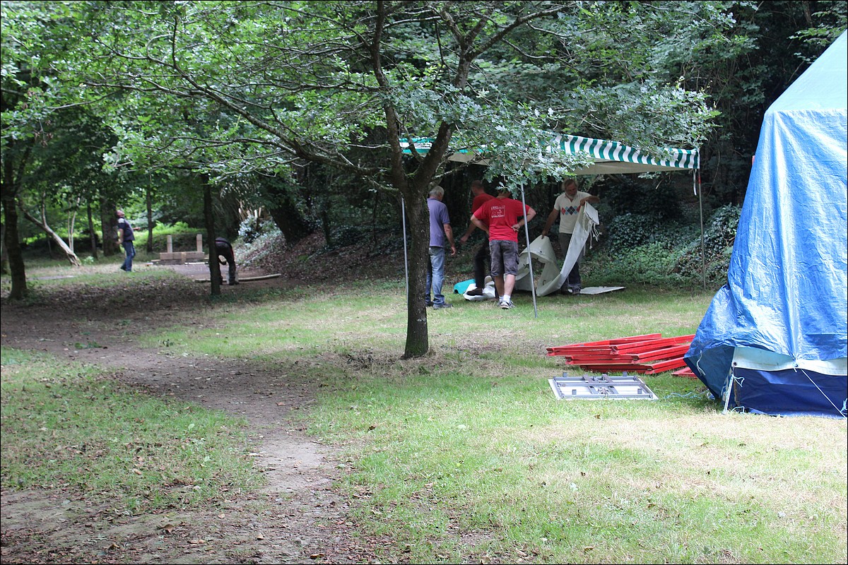 Samedi 1er Septembre 2012 - Lopérec - Préparation de la Fête du Village