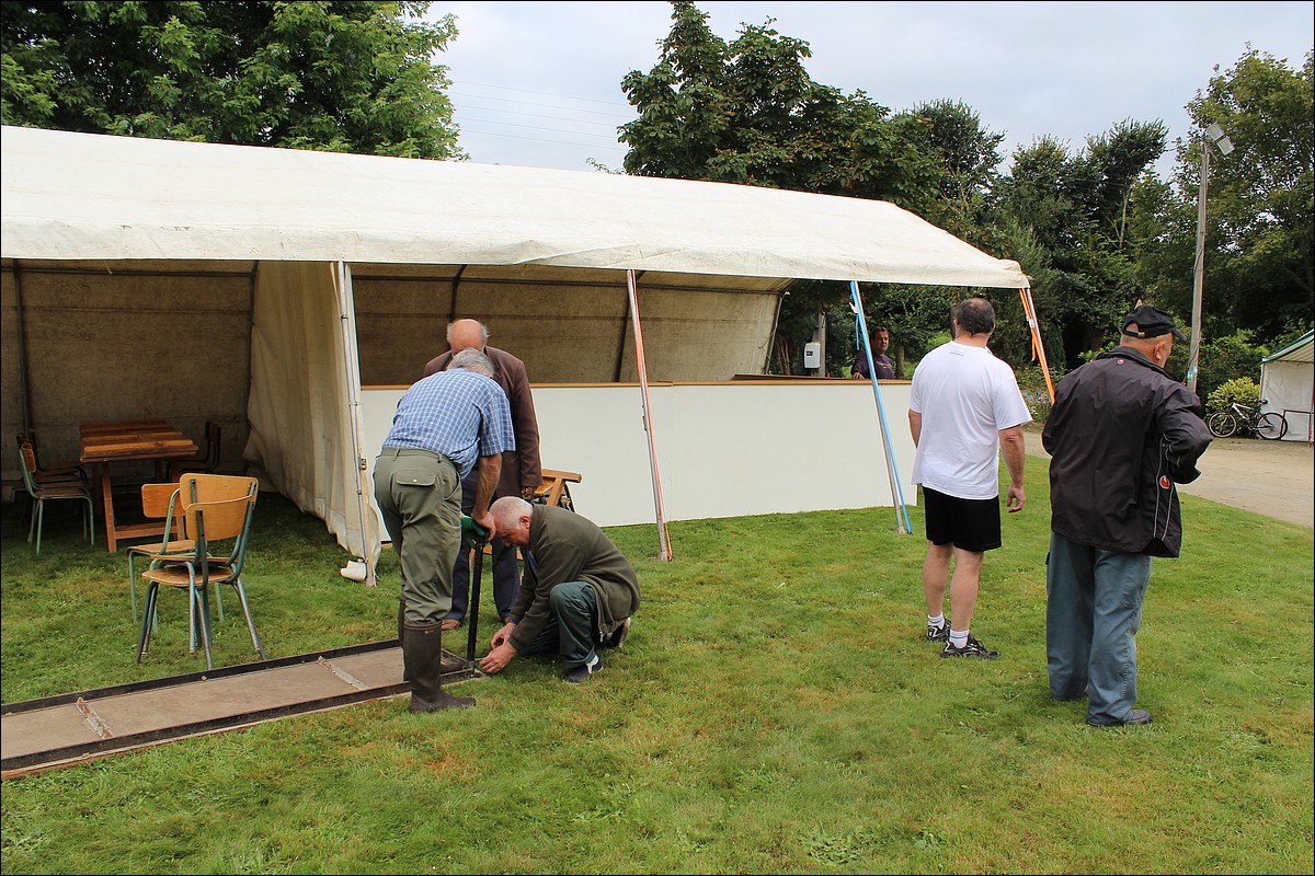 Samedi 1er Septembre 2012 - Lopérec - Préparation de la Fête du Village