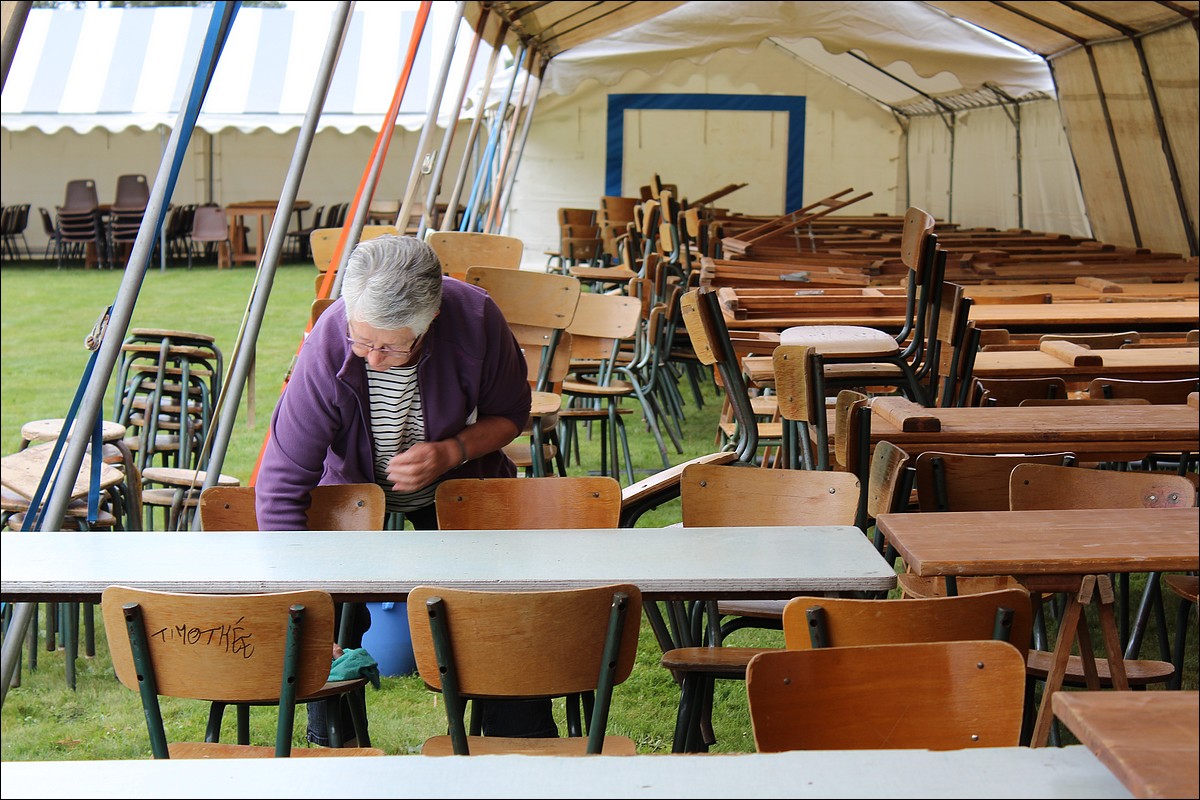 Samedi 1er Septembre 2012 - Lopérec - Préparation de la Fête du Village