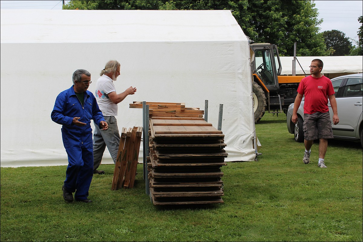 Samedi 1er Septembre 2012 - Lopérec - Préparation de la Fête du Village
