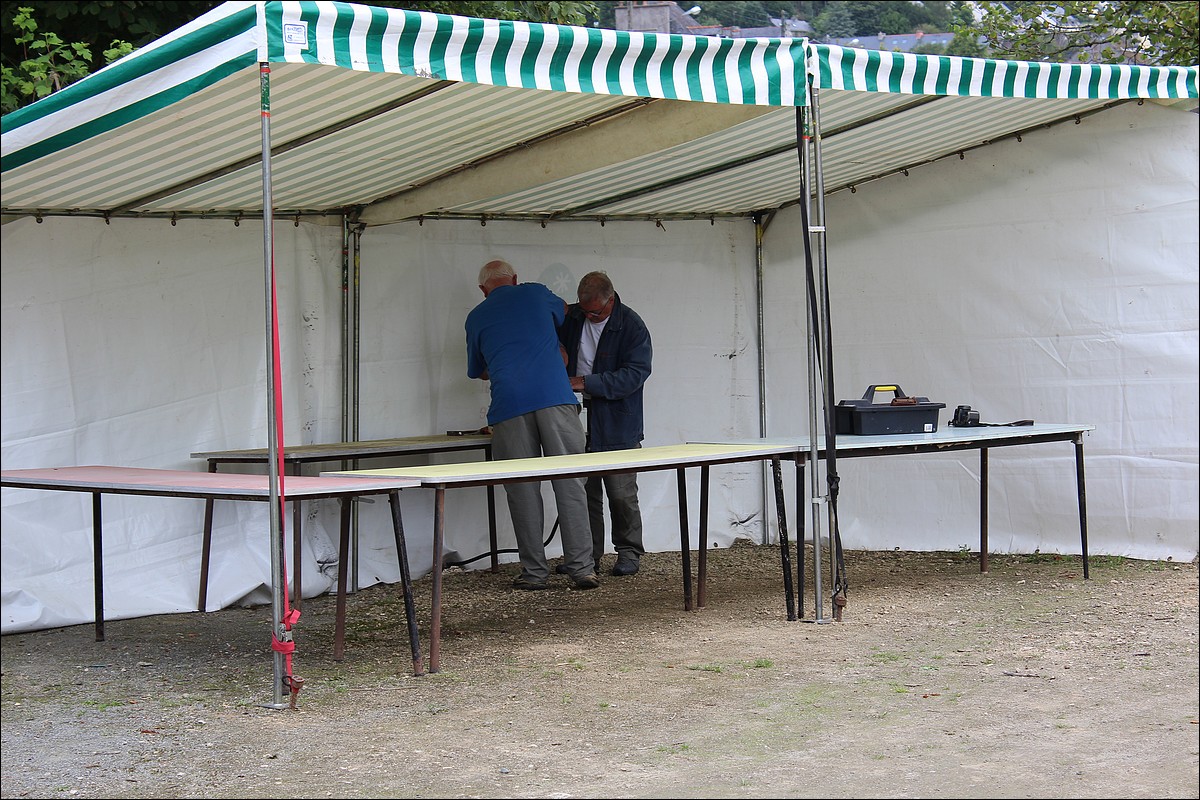 Samedi 1er Septembre 2012 - Lopérec - Préparation de la Fête du Village