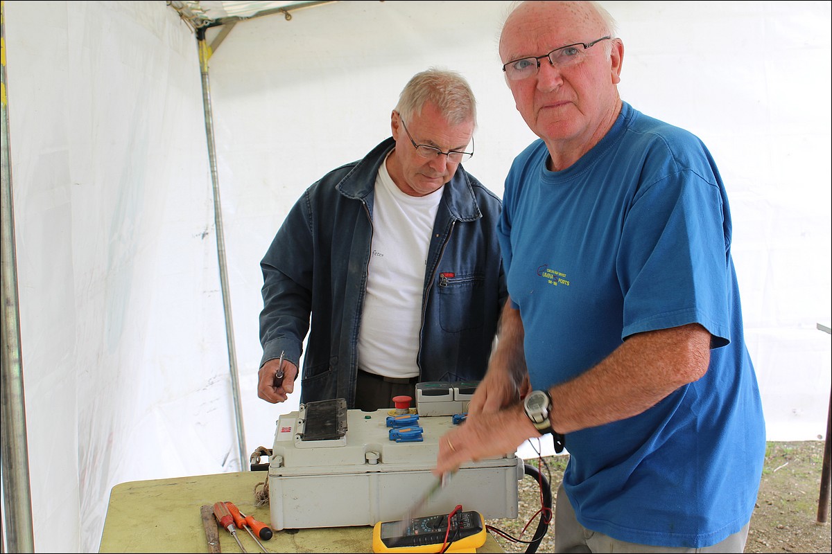 Samedi 1er Septembre 2012 - Lopérec - Préparation de la Fête du Village