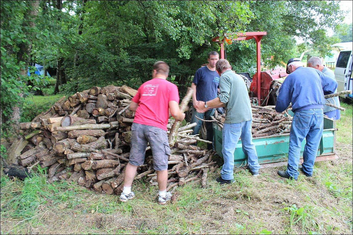 Samedi 1er Septembre 2012 - Lopérec - Préparation de la Fête du Village