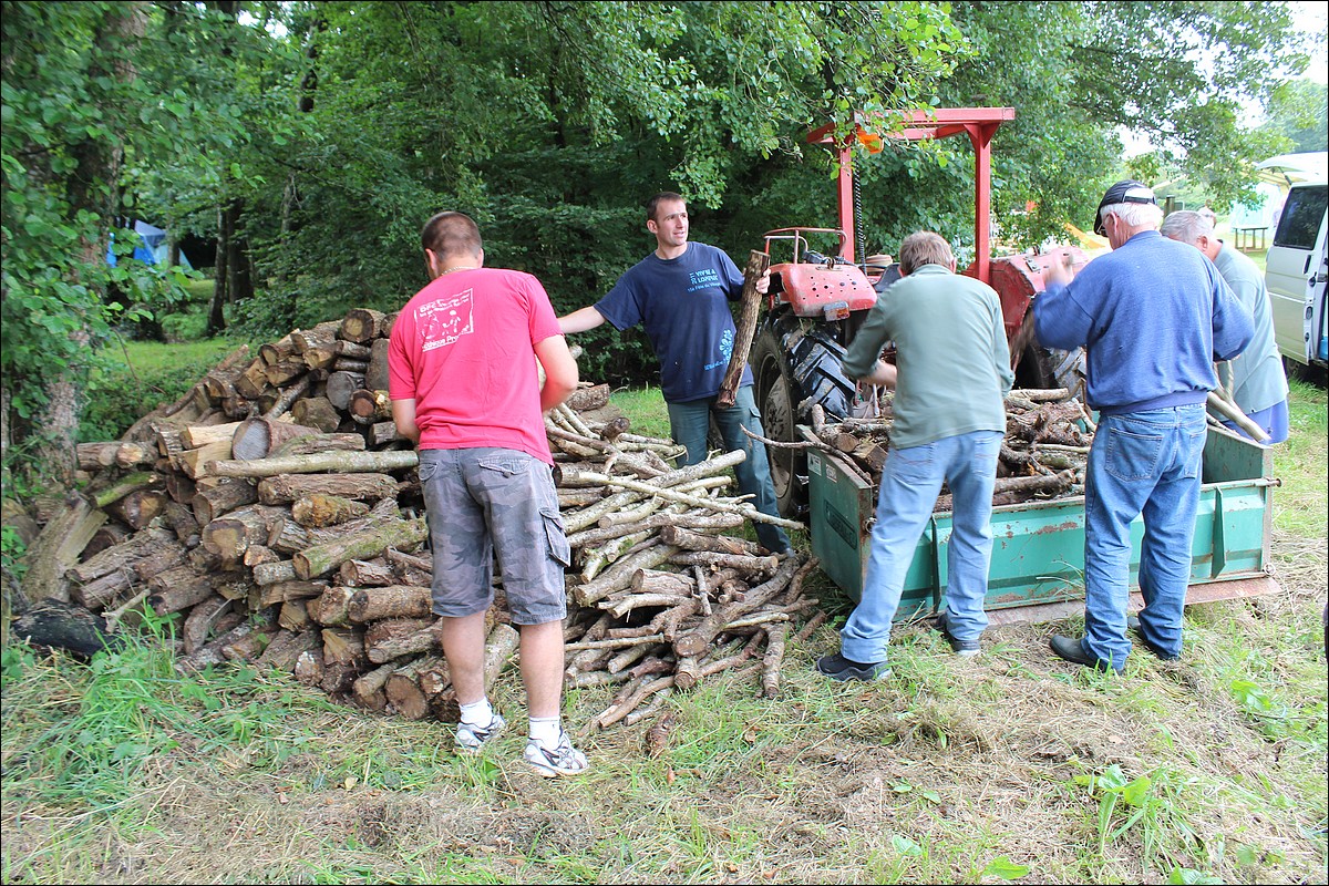 Samedi 1er Septembre 2012 - Lopérec - Préparation de la Fête du Village