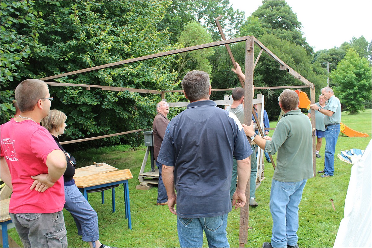 Samedi 1er Septembre 2012 - Lopérec - Préparation de la Fête du Village