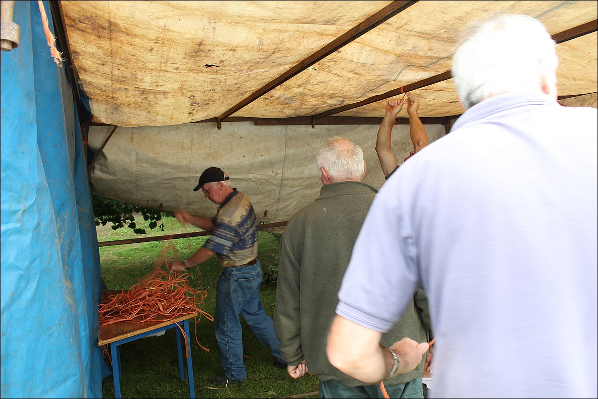 Samedi 1er Septembre 2012 - Lopérec - Préparation de la Fête du Village