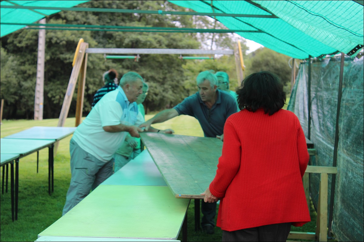 Samedi 1er Septembre 2012 - Lopérec - Préparation de la Fête du Village