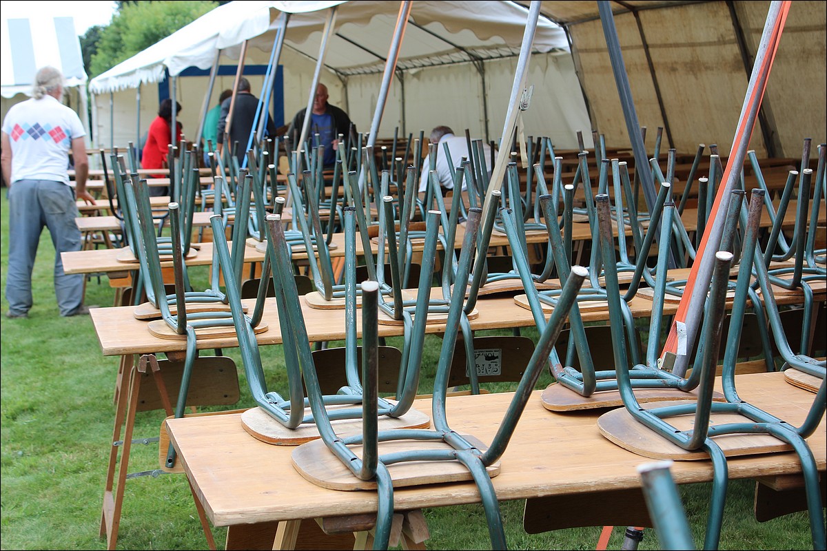 Samedi 1er Septembre 2012 - Lopérec - Préparation de la Fête du Village