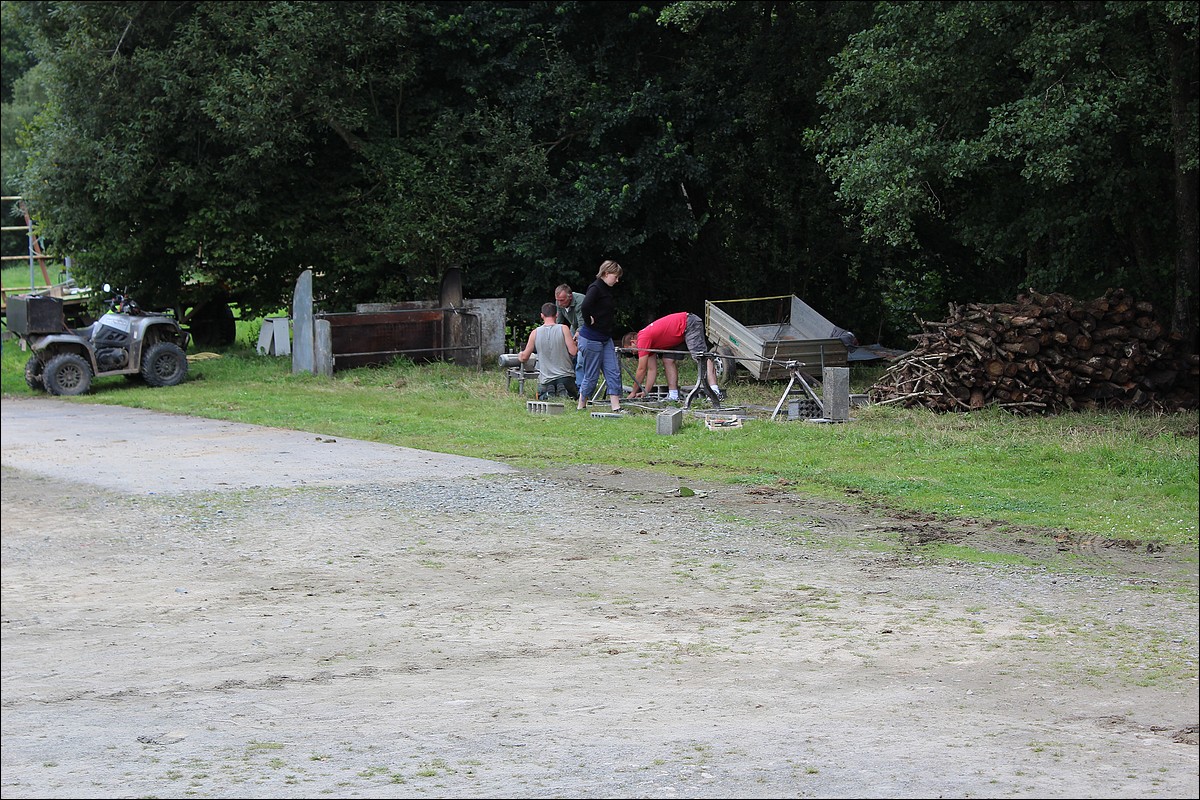 Samedi 1er Septembre 2012 - Lopérec - Préparation de la Fête du Village