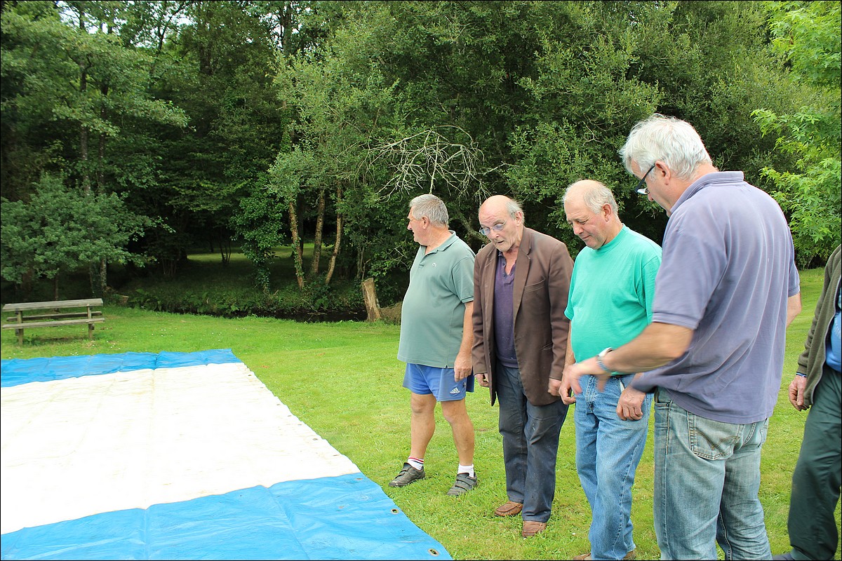 Samedi 1er Septembre 2012 - Lopérec - Préparation de la Fête du Village