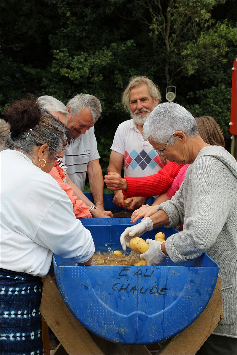 Samedi 1er Septembre 2012 - Lopérec - Préparation de la Fête du Village