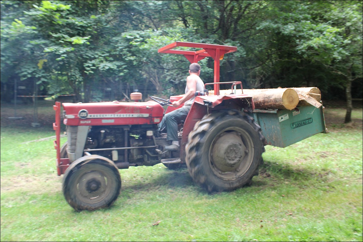 Samedi 1er Septembre 2012 - Lopérec - Préparation de la Fête du Village