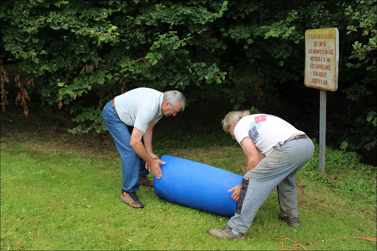 Samedi 1er Septembre 2012 - Lopérec - Préparation de la Fête du Village