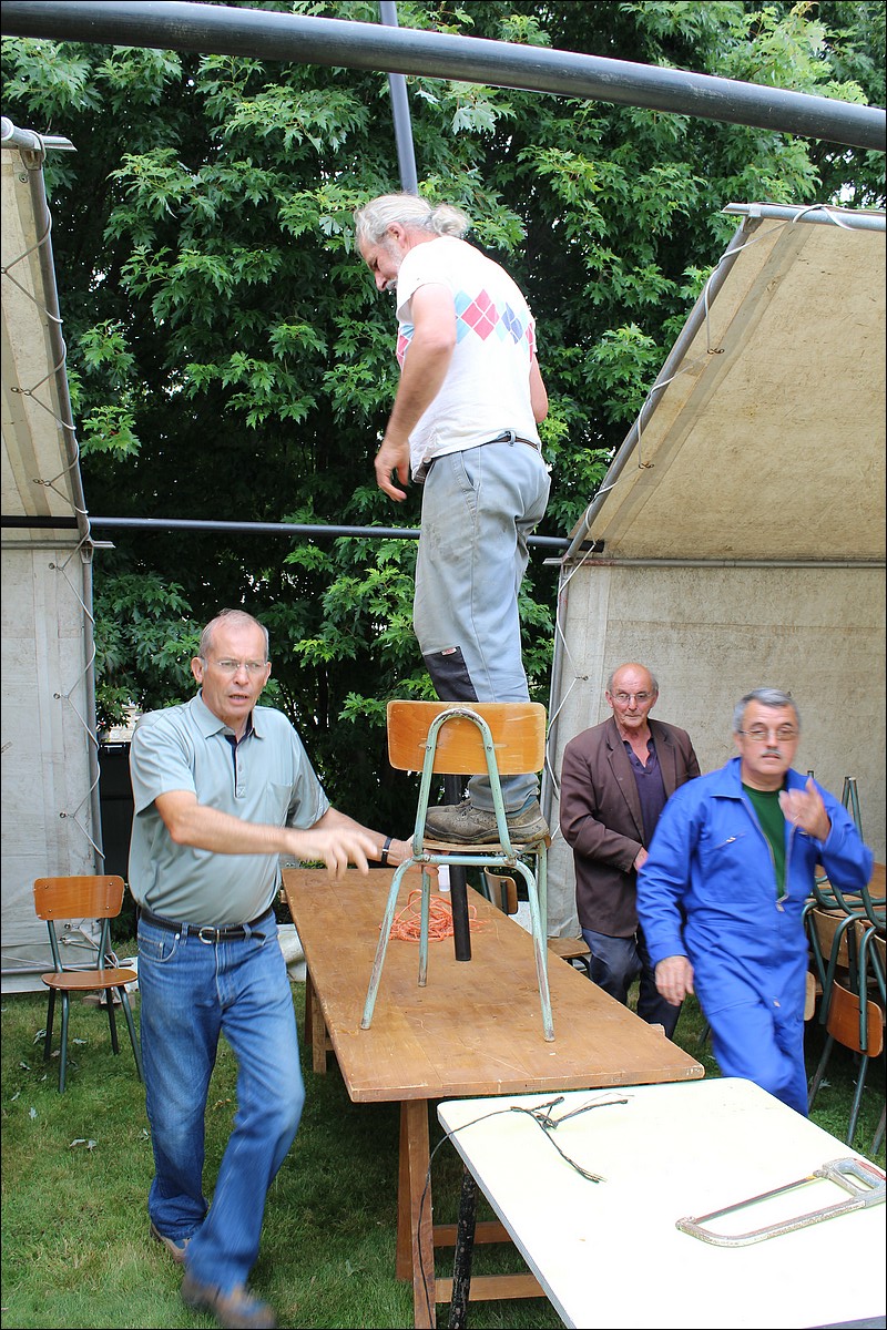 Samedi 1er Septembre 2012 - Lopérec - Préparation de la Fête du Village
