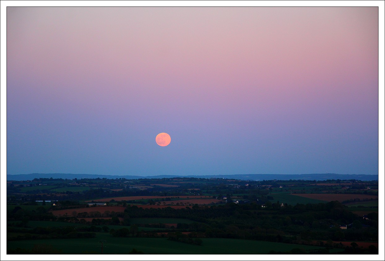 Au Lever de la Lune