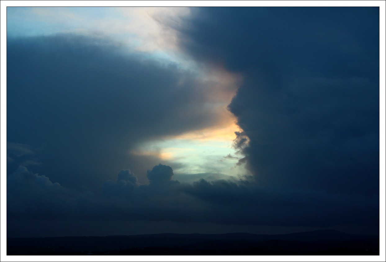 Vision phmre, un coin de ciel bleu...