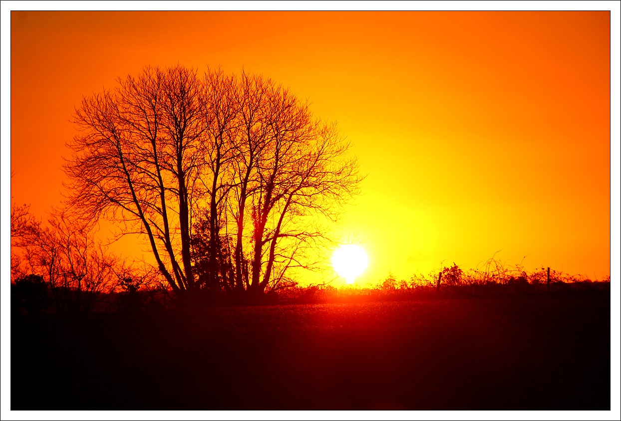 Loprec, Lever du Soleil