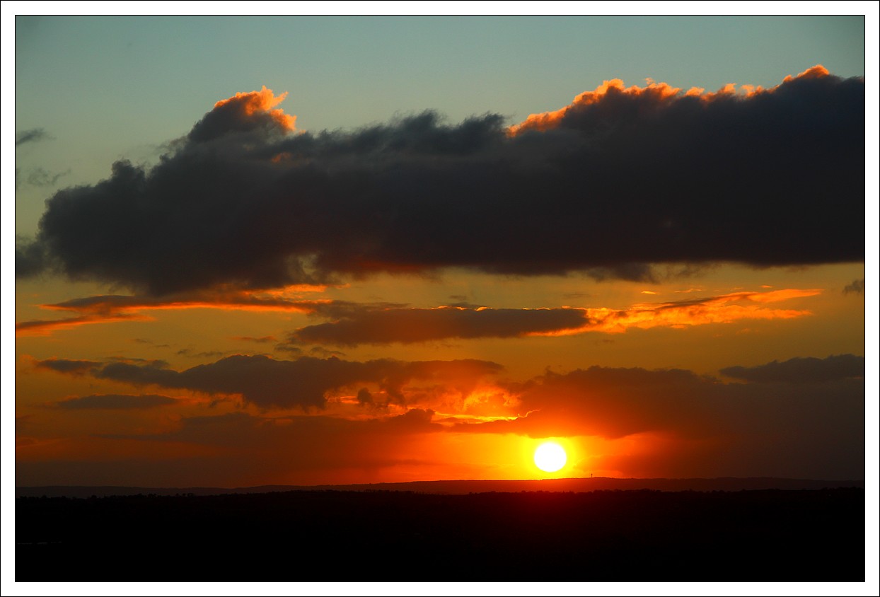 Loprec, Lever du Soleil