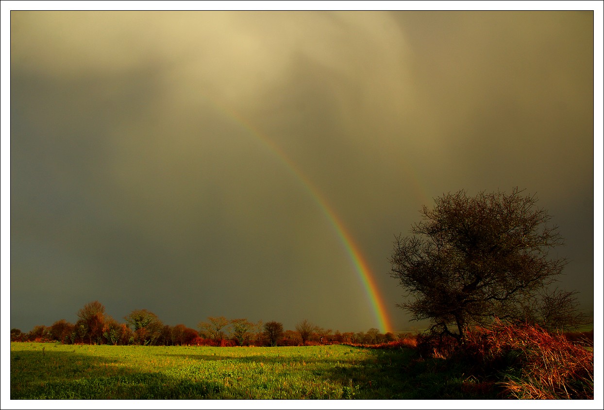 Loprec, Arc-En-Ciel au Coucher du Soleil