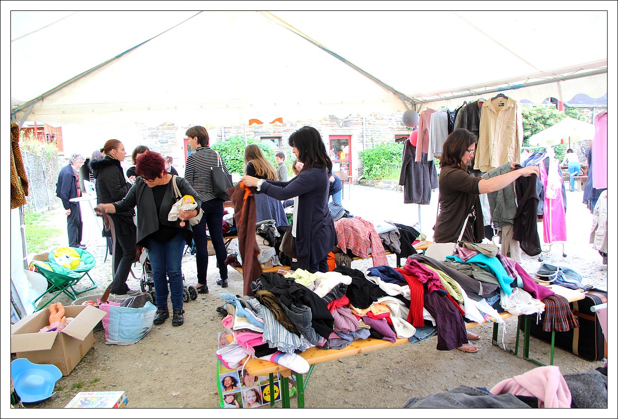 Chteaulin - Bazar Gratos