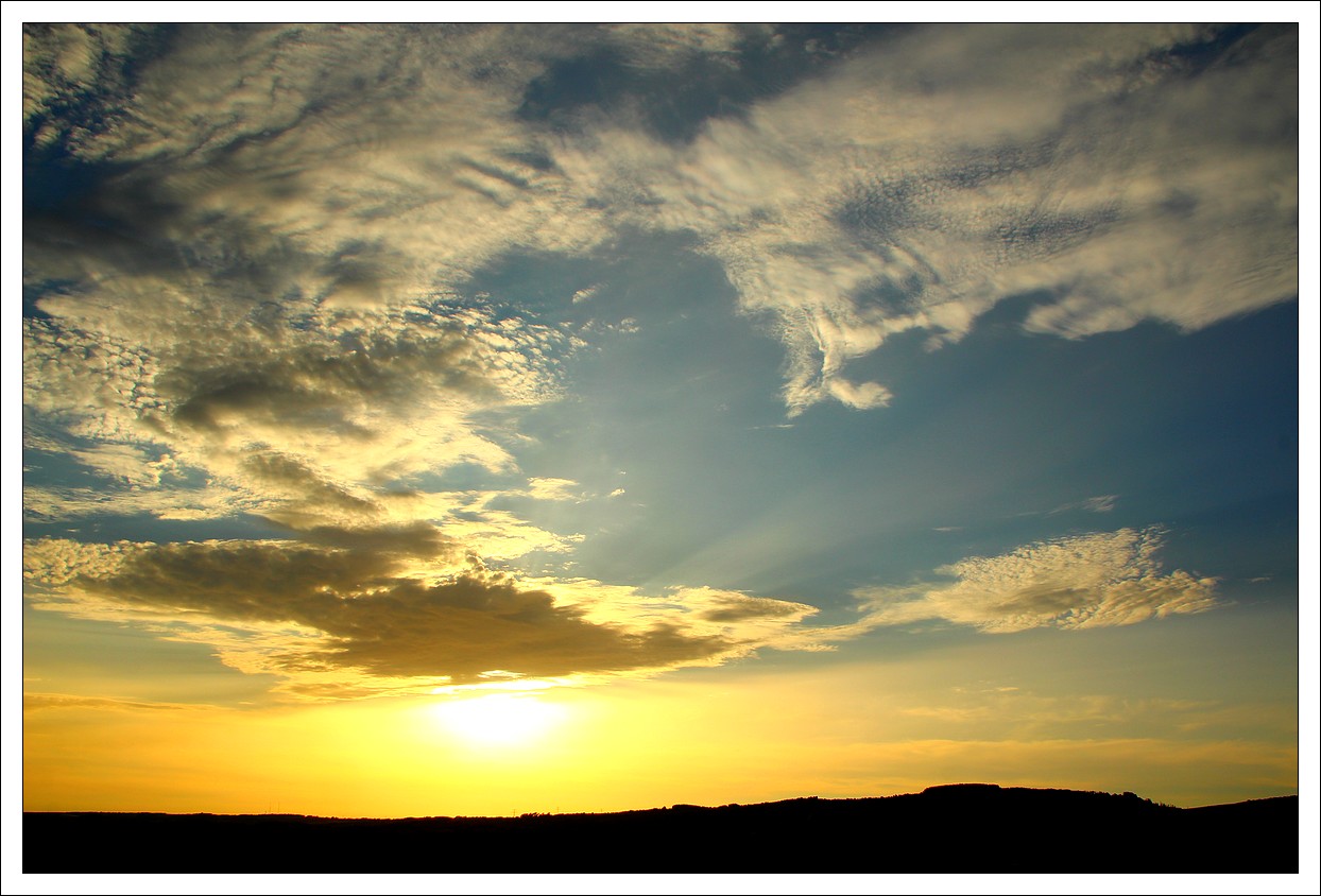 Loprec, Coucher de Soleil